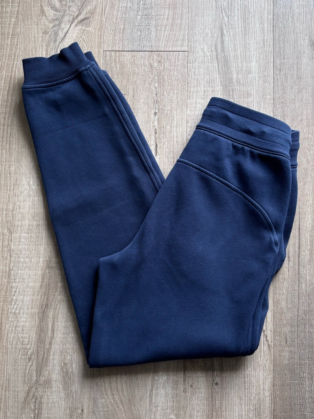 Lululemon Scuba High Rise Jogger *Fleece 28” in True Navy
